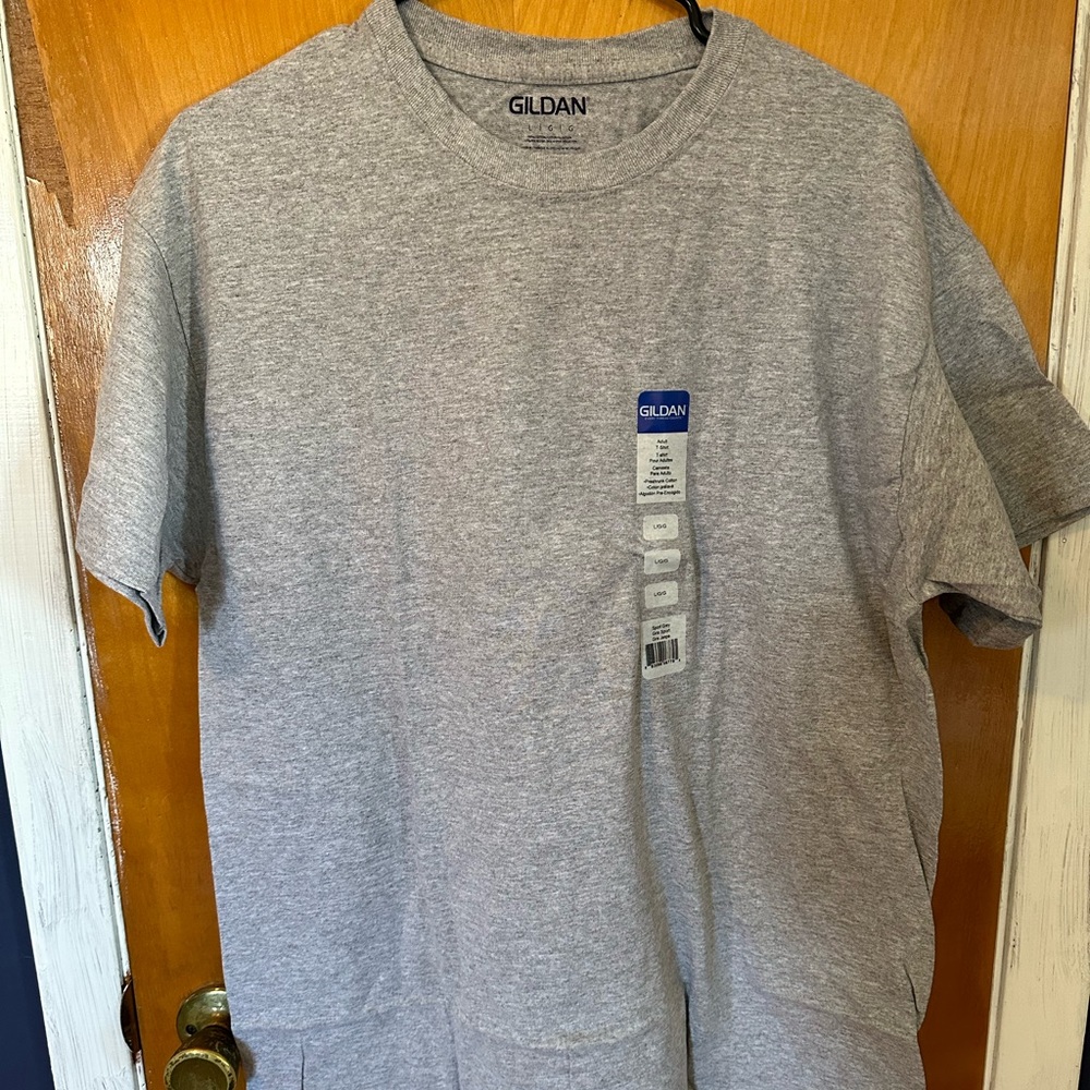 Gildan Plain Gray Shirt NWT